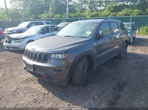 1C4RJFLGXJC318238 2018 JEEP GRAND CHEROKEE - Image 2