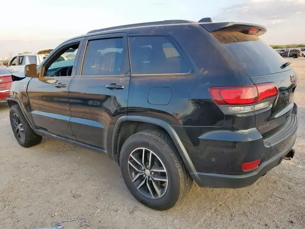 1C4RJFLGXJC467930 2018 JEEP GRAND CHEROKEE - Image 2