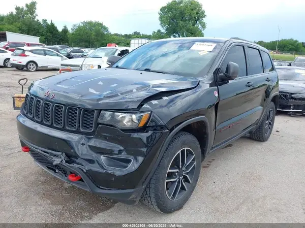 1C4RJFLGXKC608724 2019 JEEP GRAND CHEROKEE - Image 2