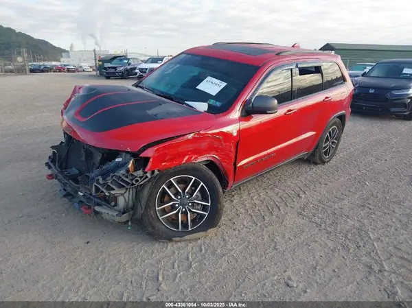 1C4RJFLGXKC646485 2019 JEEP GRAND CHEROKEE - Image 2