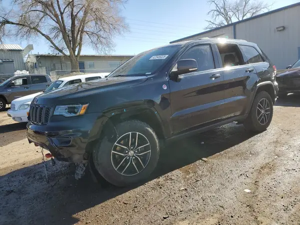 1C4RJFLM6JC374215 2018 JEEP GRAND CHEROKEE - Image 1