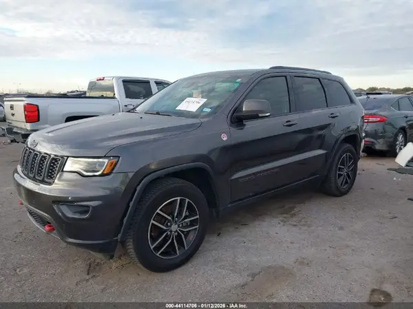 1C4RJFLT0HC790133 2017 JEEP GRAND CHEROKEE - Image 2