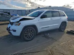 1C4RJFLT0JC267992 2018 JEEP GRAND CHEROKEE