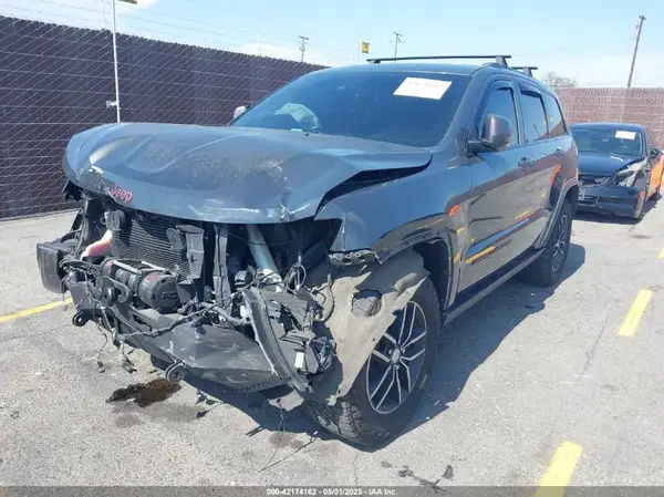 1C4RJFLT0JC316172 2018 JEEP GRAND CHEROKEE - Image 2