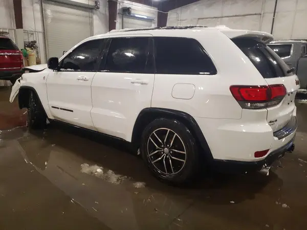 1C4RJFLT0JC404459 2018 JEEP GRAND CHEROKEE - Image 2