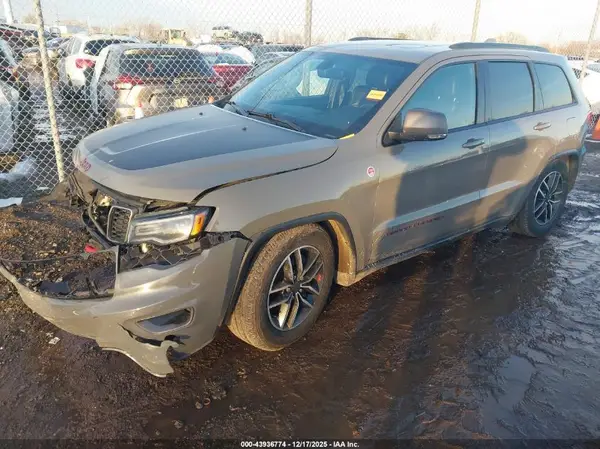 1C4RJFLT0MC632059 2021 JEEP GRAND CHEROKEE - Image 2