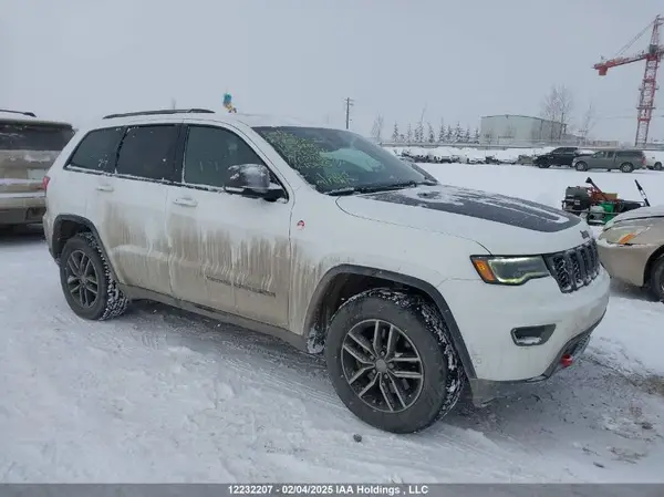 1C4RJFLT1HC783854 2017 JEEP GRAND CHEROKEE - Image 1