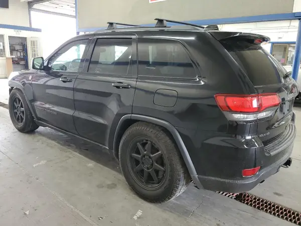 1C4RJFLT1JC342263 2018 JEEP GRAND CHEROKEE - Image 2
