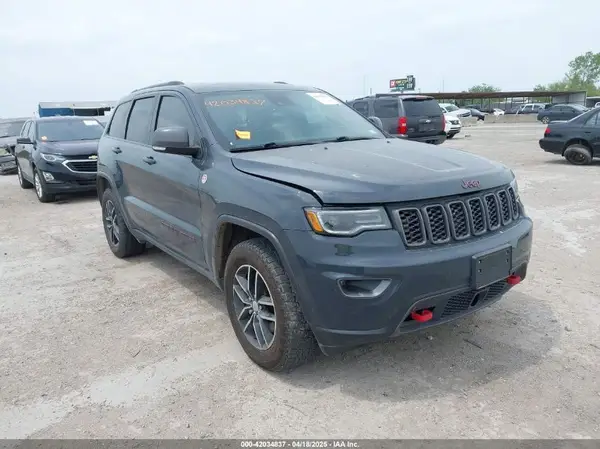 1C4RJFLT2HC707592 2017 JEEP GRAND CHEROKEE - Image 1