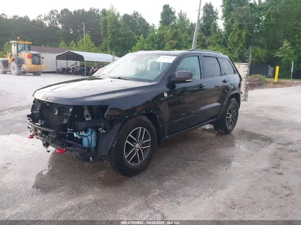1C4RJFLT2JC200956 2018 JEEP GRAND CHEROKEE - Image 2
