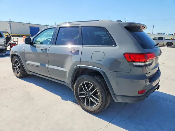 1C4RJFLT2KC834351 2019 JEEP GRAND CHEROKEE - Image 2