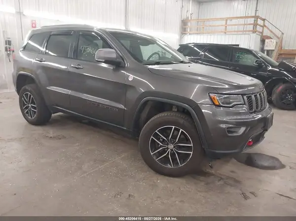 1C4RJFLT3HC612958 2017 JEEP GRAND CHEROKEE - Image 1