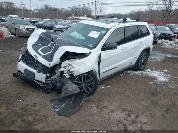 1C4RJFLT3HC645166 2017 JEEP GRAND CHEROKEE - Image 2