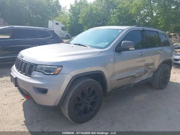 1C4RJFLT3HC677700 2017 JEEP GRAND CHEROKEE - Image 2