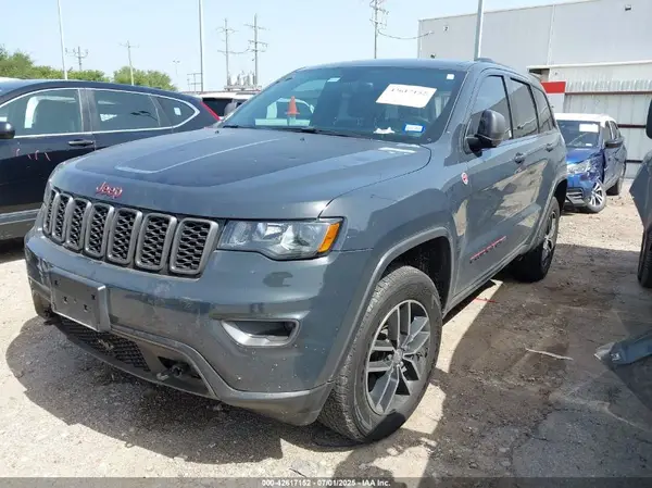 1C4RJFLT3JC144266 2018 JEEP GRAND CHEROKEE - Image 2
