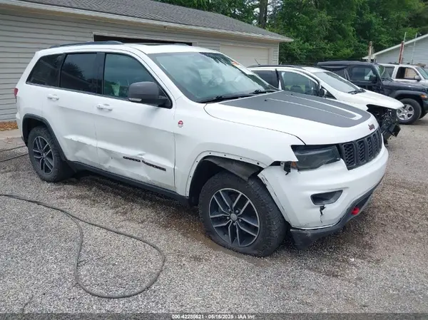 1C4RJFLT3JC441618 2018 JEEP GRAND CHEROKEE - Image 1