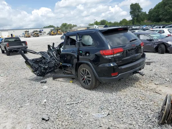 1C4RJFLT4JC139383 2018 JEEP GRAND CHEROKEE - Image 2