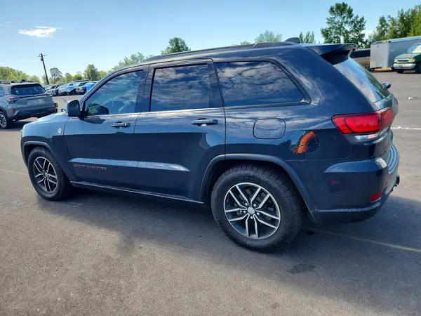 1C4RJFLT4JC328406 2018 JEEP GRAND CHEROKEE - Image 2