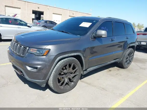 1C4RJFLT5HC932928 2017 JEEP GRAND CHEROKEE - Image 2