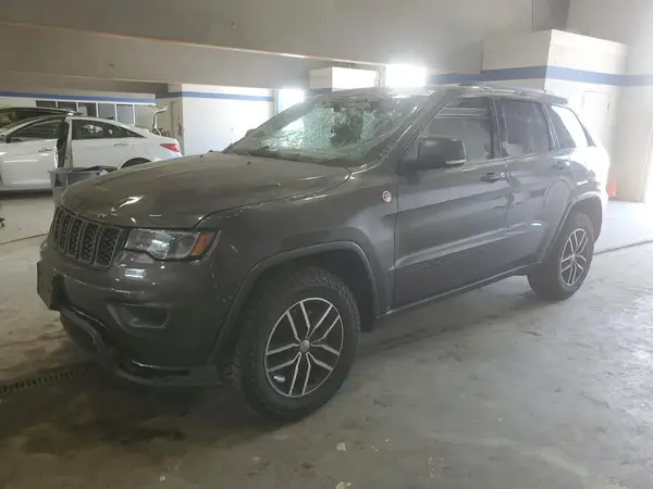 1C4RJFLT5JC105095 2018 JEEP GRAND CHEROKEE - Image 1