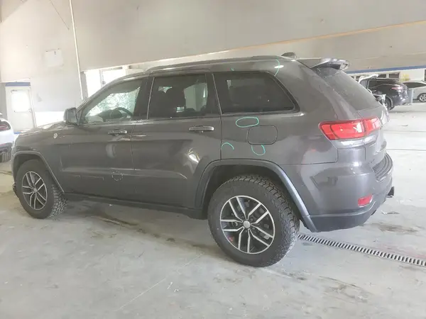 1C4RJFLT5JC105095 2018 JEEP GRAND CHEROKEE - Image 2
