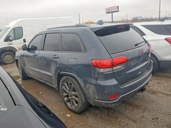 1C4RJFLT6HC942285 2017 JEEP GRAND CHEROKEE - Image 2