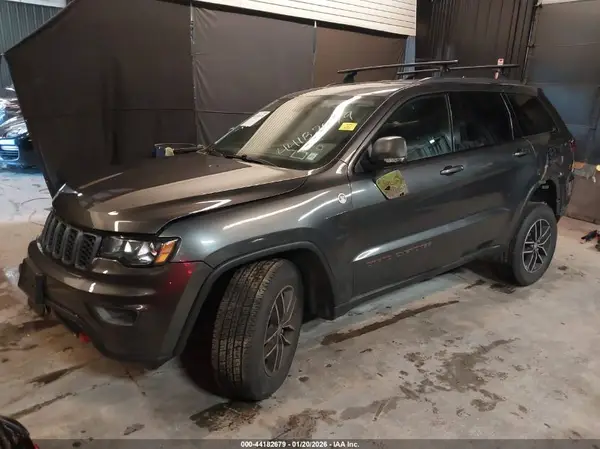 1C4RJFLT6JC130507 2018 JEEP GRAND CHEROKEE - Image 2