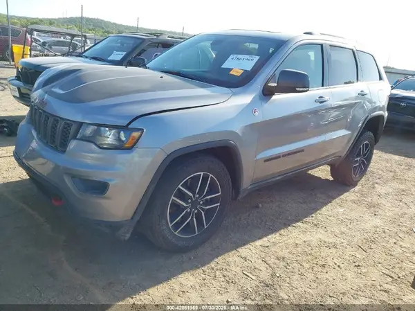 1C4RJFLT6MC794861 2021 JEEP GRAND CHEROKEE - Image 2