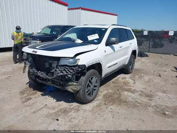 1C4RJFLT7HC668546 2017 JEEP GRAND CHEROKEE - Image 2