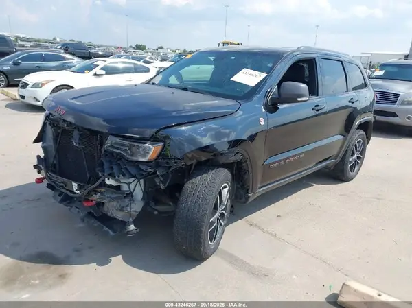 1C4RJFLT7HC723920 2017 JEEP GRAND CHEROKEE - Image 2