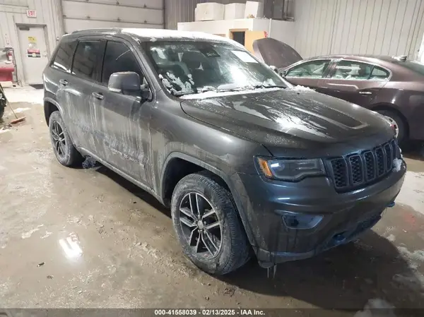 1C4RJFLT7HC778237 2017 JEEP GRAND CHEROKEE - Image 1
