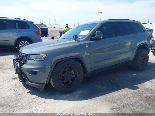 1C4RJFLT7LC357935 2020 JEEP GRAND CHEROKEE - Image 2
