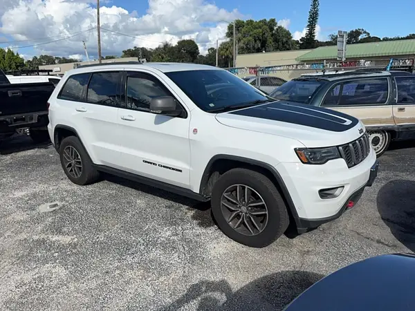 1C4RJFLT8HC610249 2017 JEEP GRAND CHEROKEE - Image 1