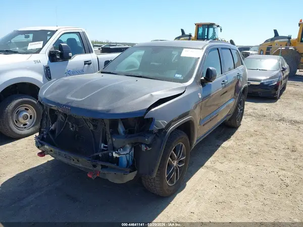 1C4RJFLT8HC741942 2017 JEEP GRAND CHEROKEE - Image 2
