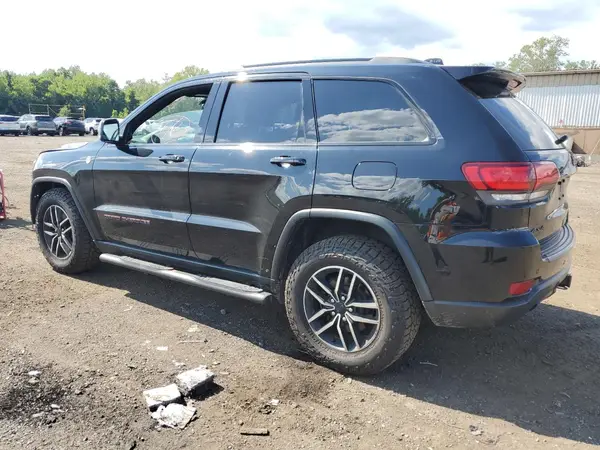 1C4RJFLT8KC726784 2019 JEEP GRAND CHEROKEE - Image 2
