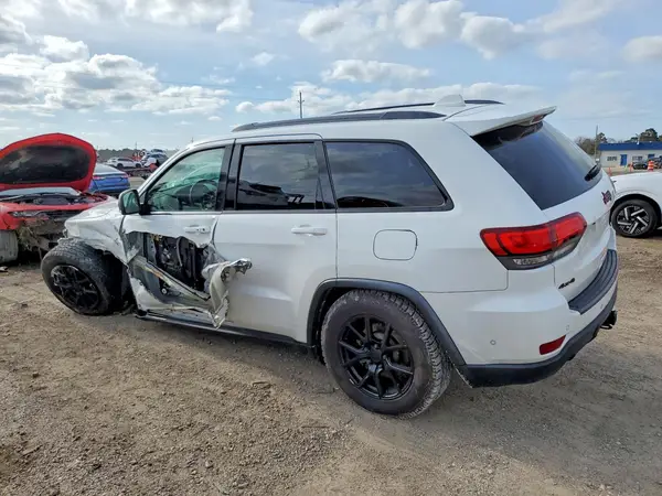 1C4RJFLT9JC135538 2018 JEEP GRAND CHEROKEE - Image 2
