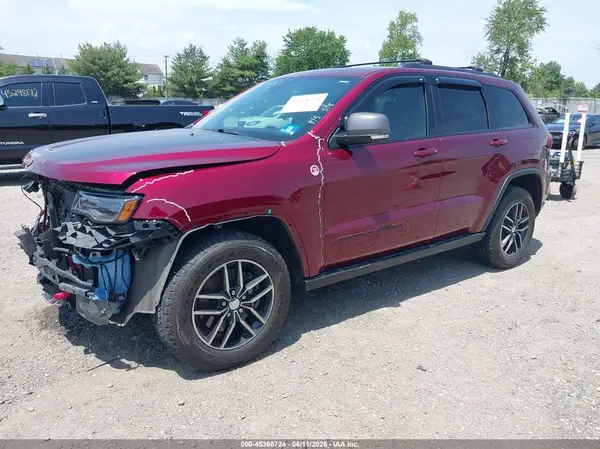 1C4RJFLT9JC164392 2018 JEEP GRAND CHEROKEE - Image 2