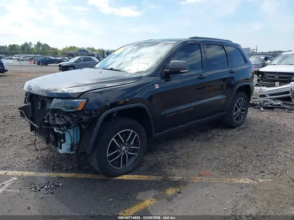 1C4RJFLT9JC207032 2018 JEEP GRAND CHEROKEE - Image 2