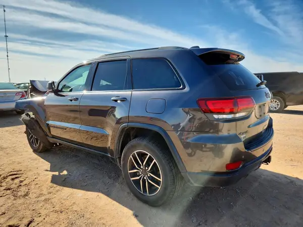 1C4RJFLT9KC612535 2019 JEEP GRAND CHEROKEE - Image 2