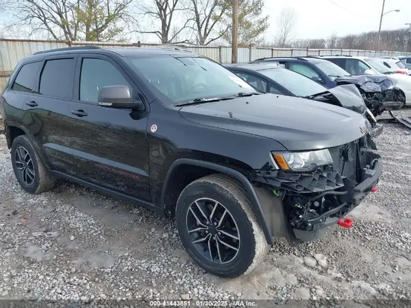 1C4RJFLTXKC696820 2019 JEEP GRAND CHEROKEE - Image 1