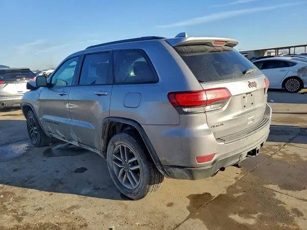 1C4RJFLTXKC788333 2019 JEEP GRAND CHEROKEE - Image 2
