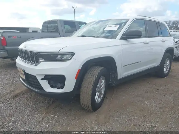 1C4RJGAG0N8630571 2022 JEEP GRAND CHEROKEE - Image 2