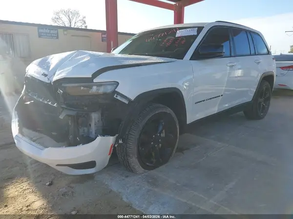 1C4RJGAG0PC647788 2023 JEEP GRAND CHEROKEE - Image 2