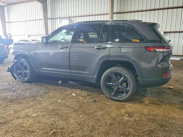 1C4RJGAG1PC551636 2023 JEEP GRAND CHEROKEE - Image 2