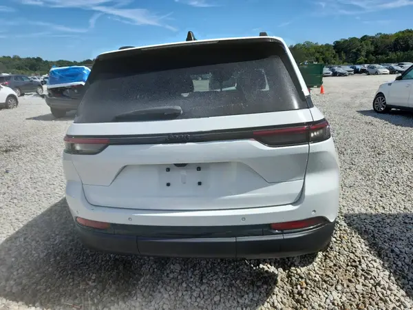 2023 JEEP GRAND CHEROKEE auction photo 6