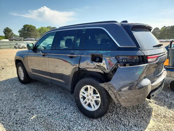 1C4RJGAG1SC338632 2025 JEEP GRAND CHEROKEE - Image 2