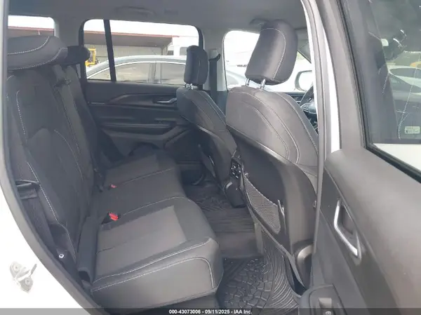 1C4RJGAG2PC534408 2023 JEEP GRAND CHEROKEE - Image 8