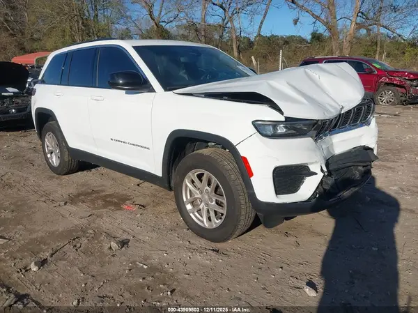 1C4RJGAG3R8601376 2024 JEEP GRAND CHEROKEE - Image 1