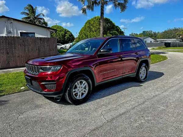 1C4RJGAG3RC708070 2024 JEEP GRAND CHEROKEE - Image 2