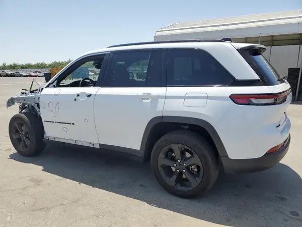 1C4RJGAG6PC552846 2023 JEEP GRAND CHEROKEE - Image 2